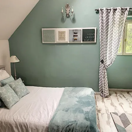Les Demeures De Kerbosser Bed & Breakfast Ploeren